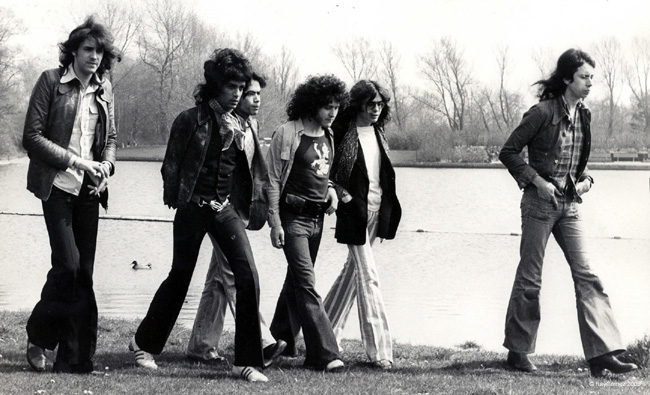 a09_holland with cobra 1972